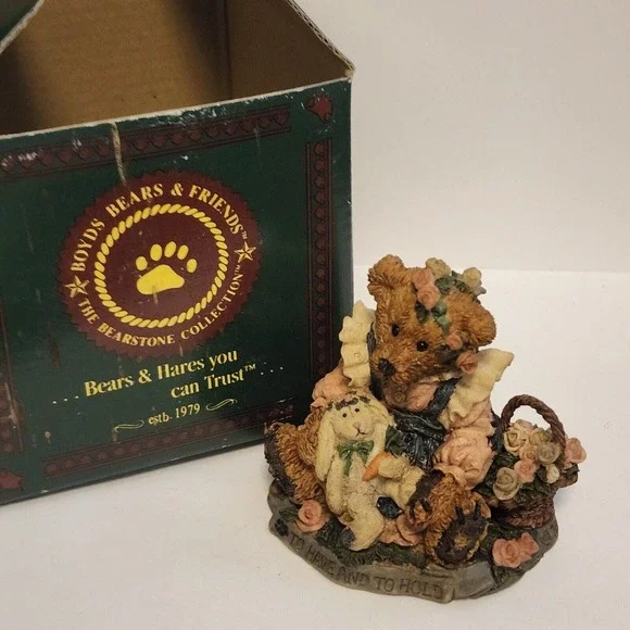 Boyds Bears Friends 2017 Bailey Pixie To Have and To Hold Figurine 2017 - Picture 9 of 10